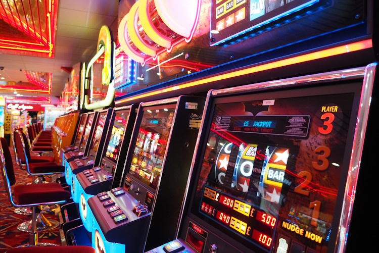 Understanding Modern Slot Machine Mechanics and Payout Myths